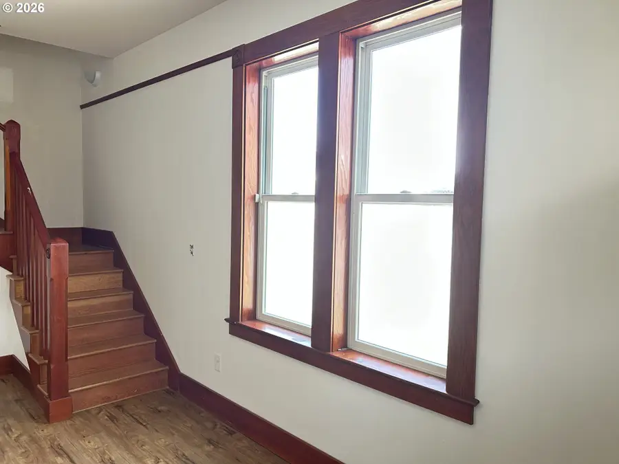 12727 SE Sherman St, Portland, OR 97233 - #3