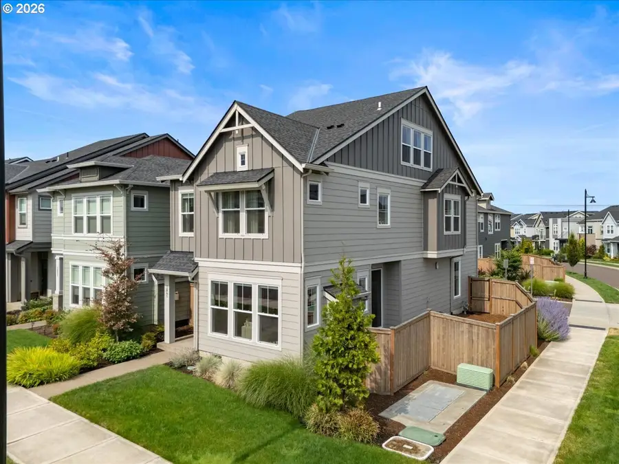 3841 SE 83rd Ave, Hillsboro, OR 97129 - #2