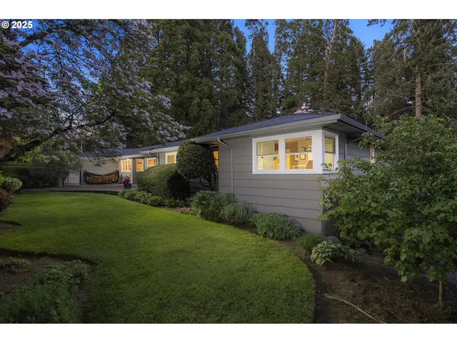 3370 SW Vista Dr, Portland, OR 97225 - #2