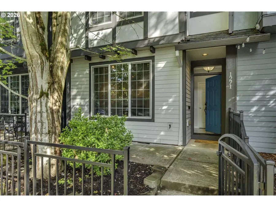 1271 SE Leander St, Hillsboro, OR 97123 - #2
