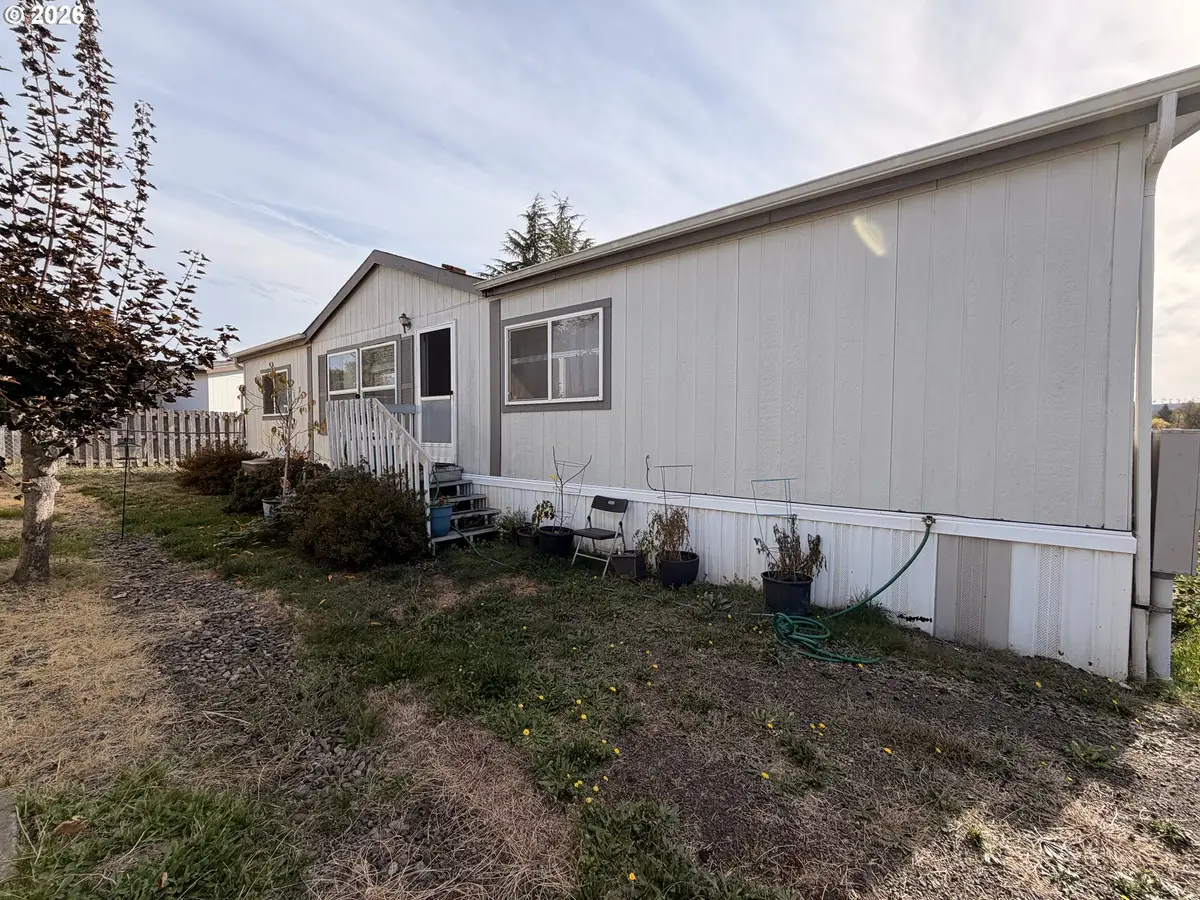 212 NW Bree Dr, Winston, OR 97496 - #1