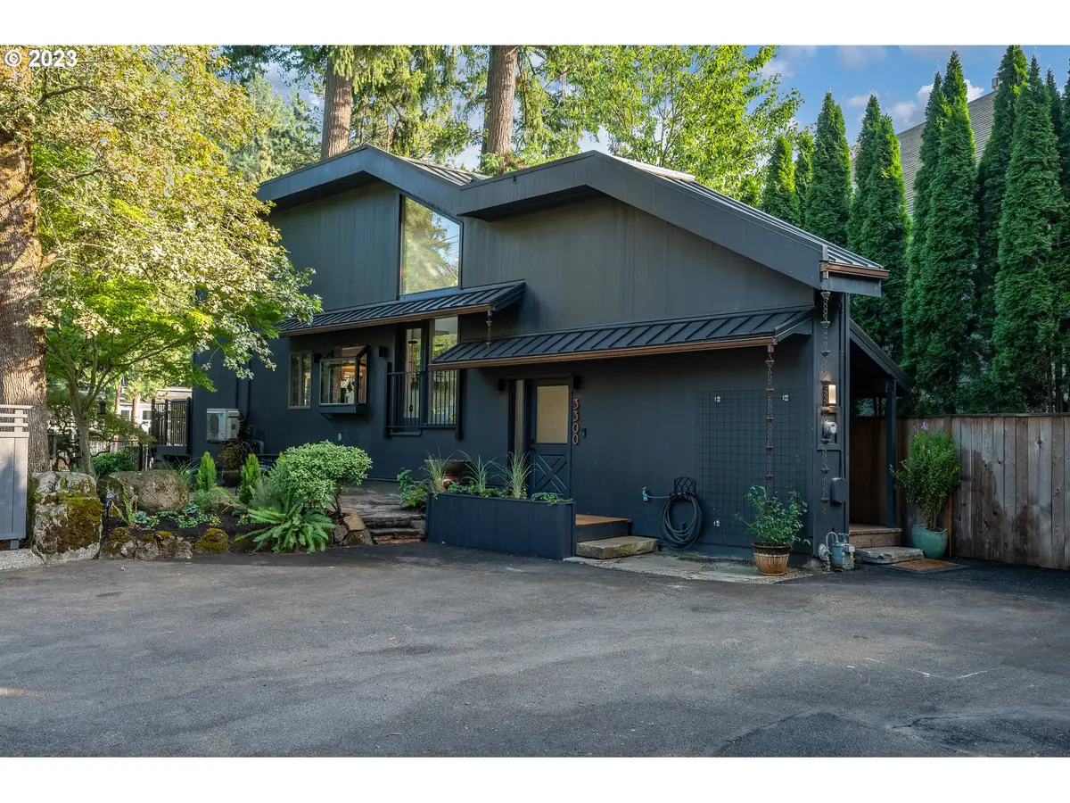 3300 Southshore Blvd, Lake Oswego, OR 97034 - #1