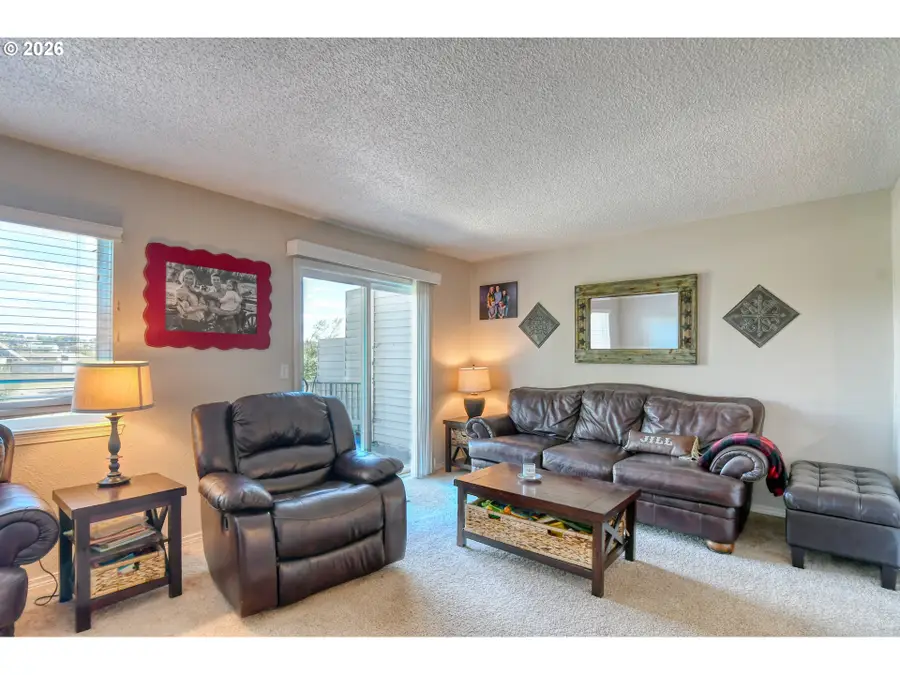 1900 NW Carden Ave #2, Pendleton, OR 97801 - #3