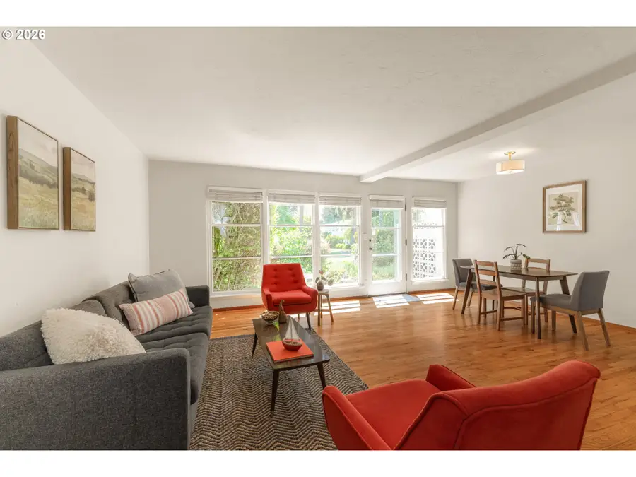 6918 NE Hancock St, Portland, OR 97213 - #2