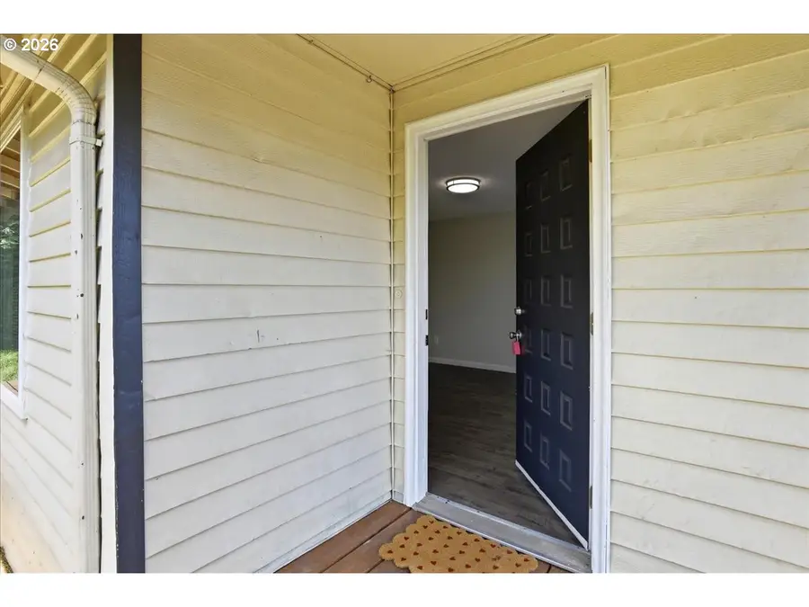 331 NW 14th Ave, Camas, WA 98607 - #2