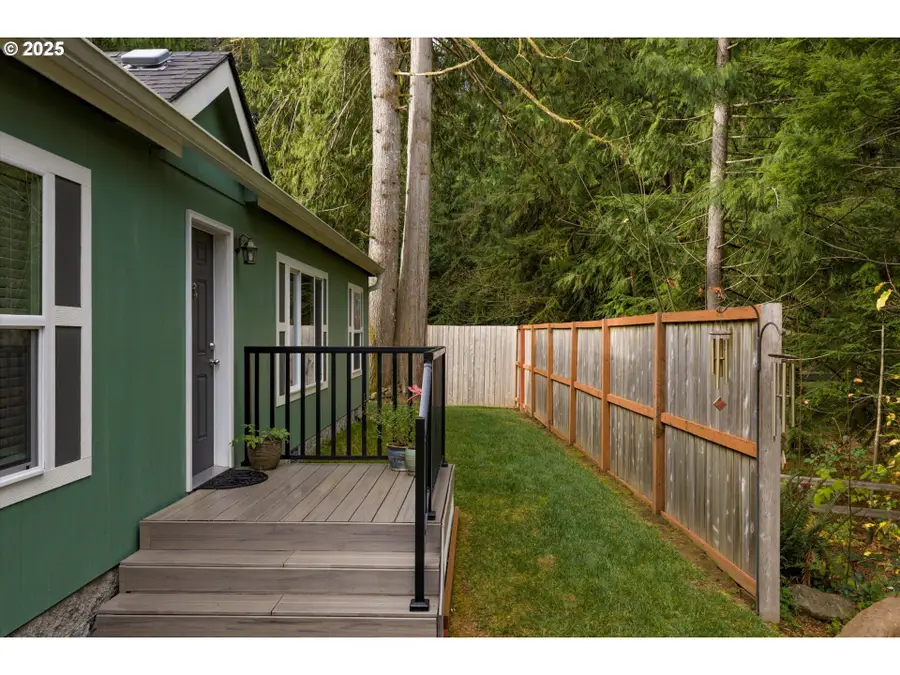 52604 E Sylvan Dr, Sandy, OR 97055 - Image #3