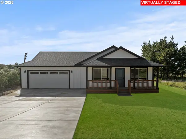 31401 J Pl, OceanPark, WA 98640