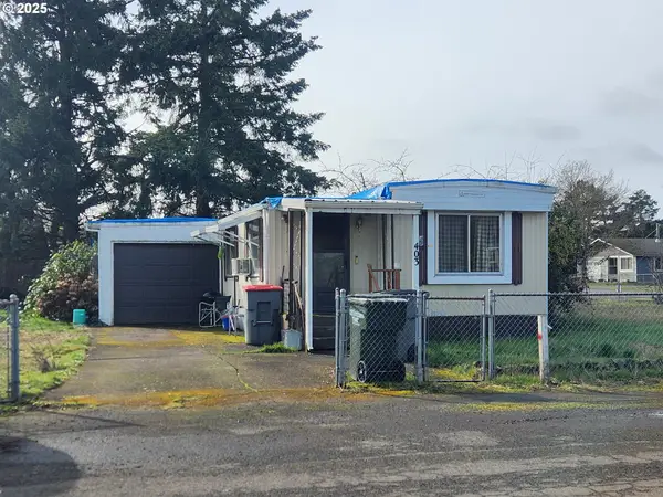 403 Rosedell St, Amity, OR 97101