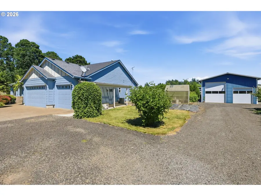 23420 NE Hyland Dr, Newberg, OR 97132 - #2