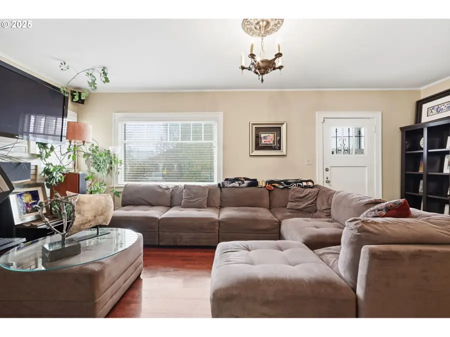 8420 N Smith St, Portland, OR 97203 - #2