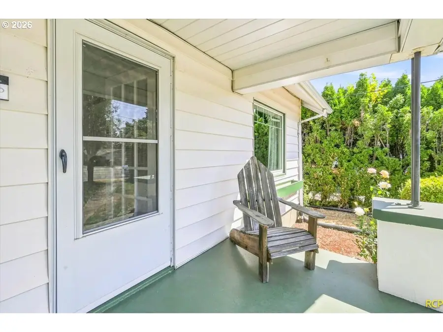 15325 SE Stark St, Portland, OR 97233 - #3