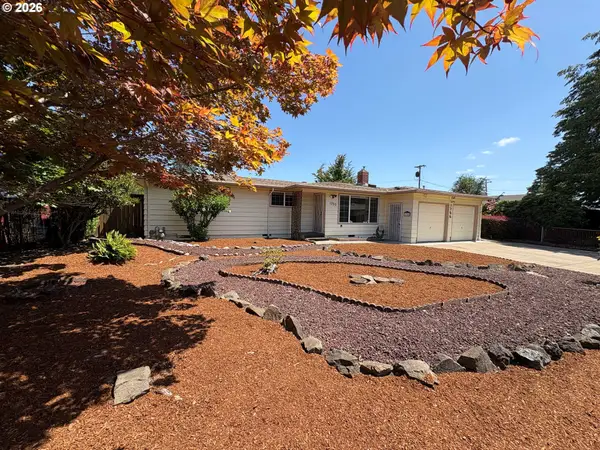 1755 Alderwood St, Eugene, OR 97404