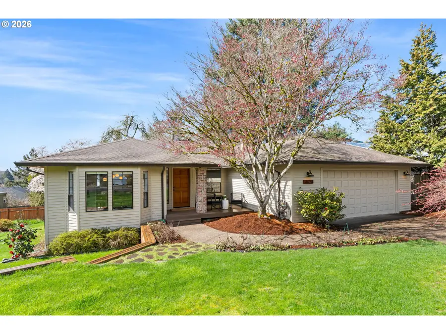 4674 SW Flower Pl, Portland, OR 97221 - #2