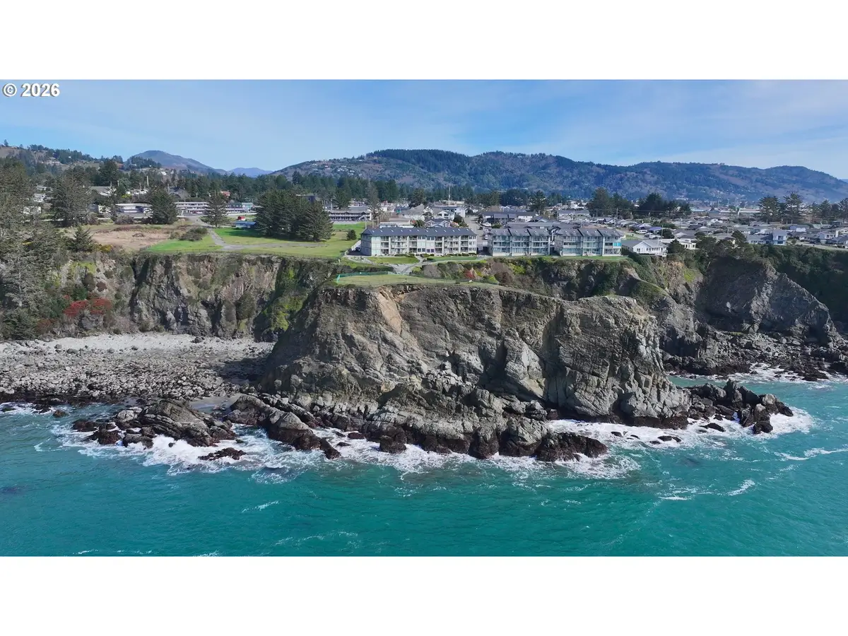 1307 Moore St #803, Brookings, OR 97415 - #1