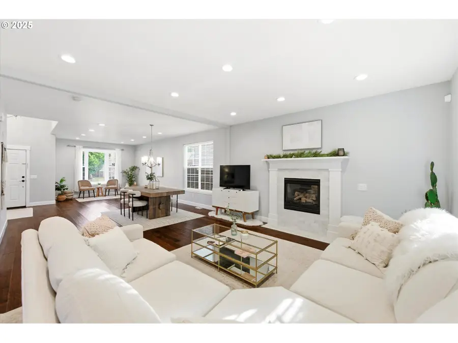 13945 SW Venezia Ter, Tigard, OR 97223 - Image #2