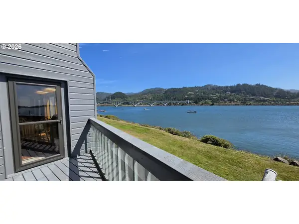 94304 Wedderburn Loop #422, GoldBeach, OR 97444