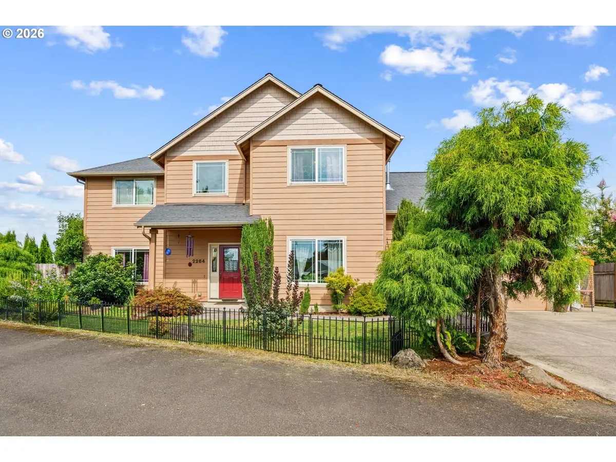 2264 Blue Heron Ln, Eugene, OR 97402 - #1