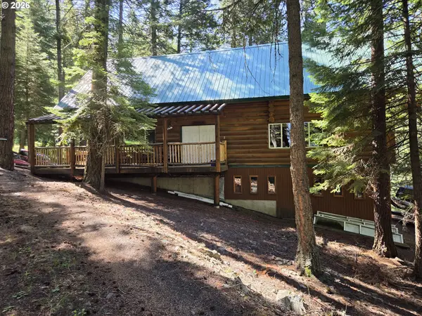 84947 Tram Ln, WallowaLake, OR 97846