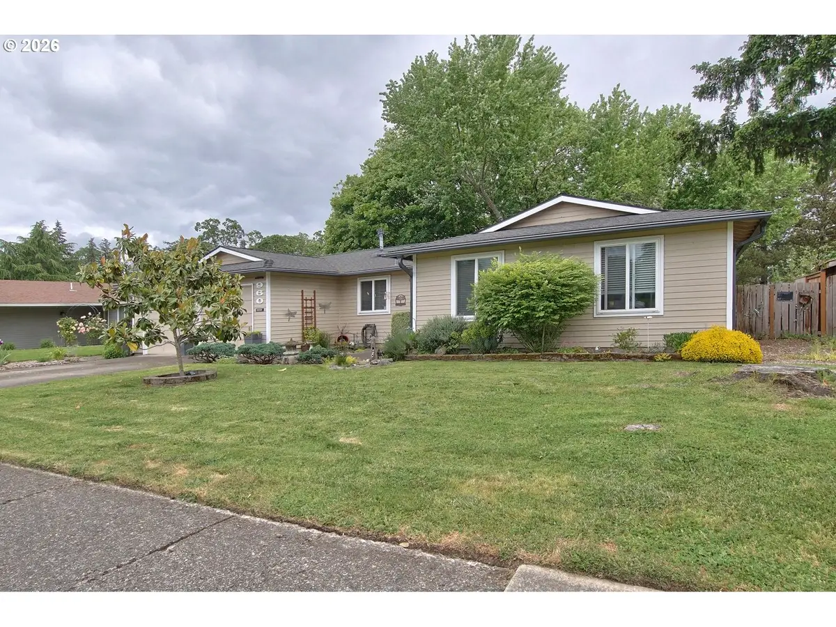 960 NW 178th Ave, Beaverton, OR 97006 - #1