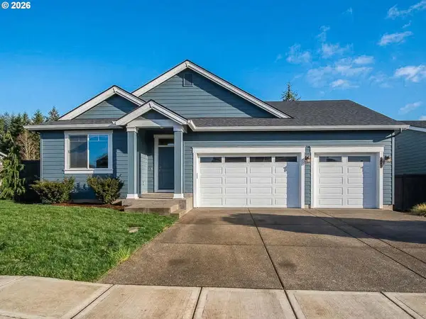 1678 NE Shell Rock Dr, Estacada, OR 97023