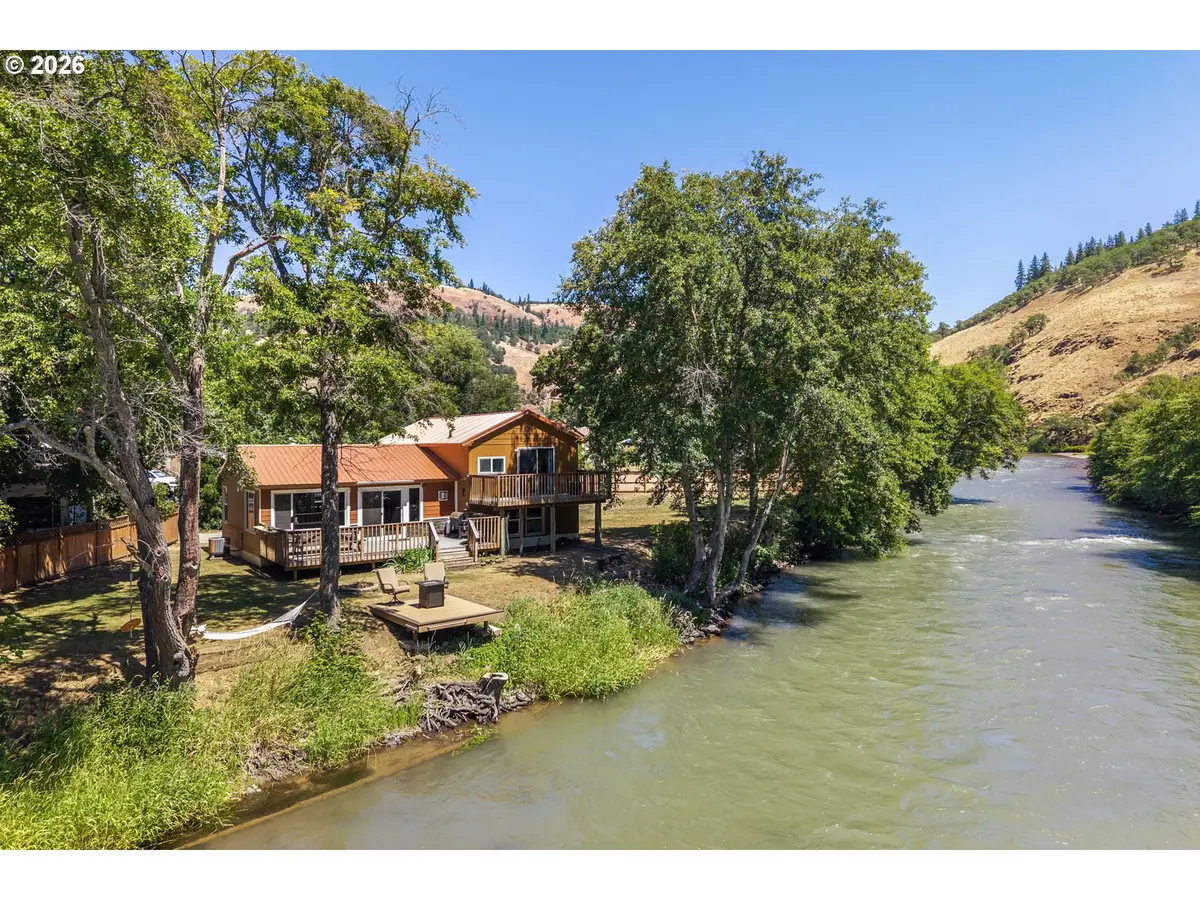 408 L St, Klickitat, WA 98628 - #1