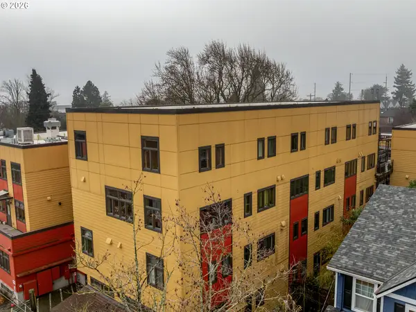 2525 N Killingsworth St #310, Portland, OR 97217