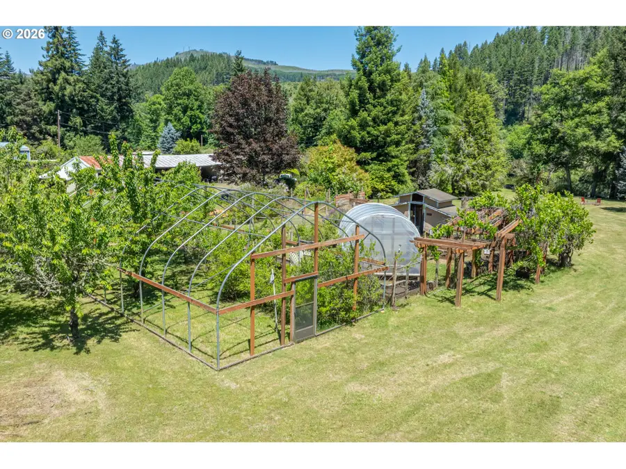 45955 Goodpasture Rd, Vida, OR 97488 - #3