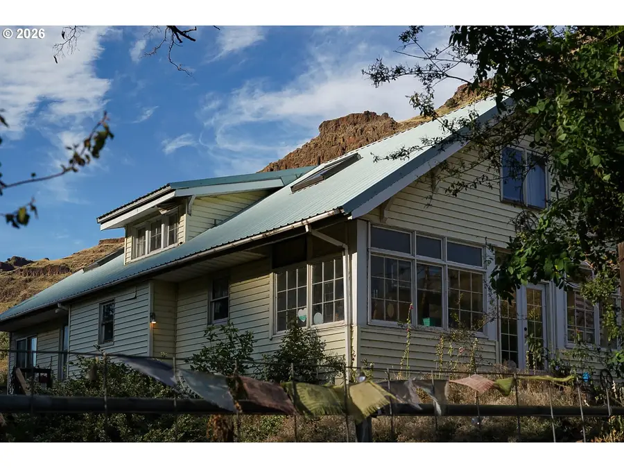 79010 Hat Point Rd, Imnaha, OR 97842 - #2