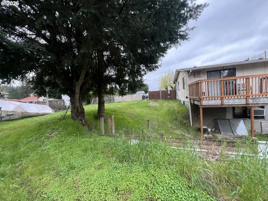 2118 SE 110th Ave, Portland, OR 97216 - #3