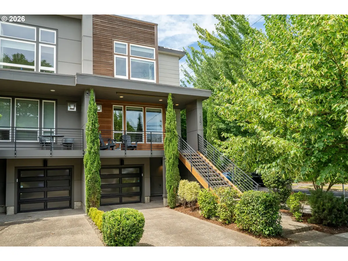 1587 NE 22nd Ave, Portland, OR 97232 - #1