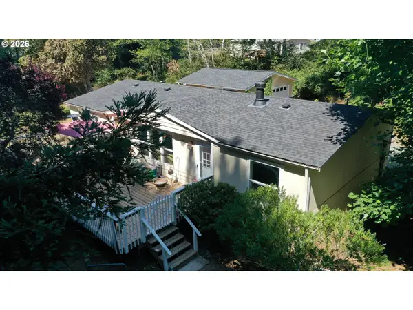 96473 Alder Ridge Rd, Brookings, OR 97415