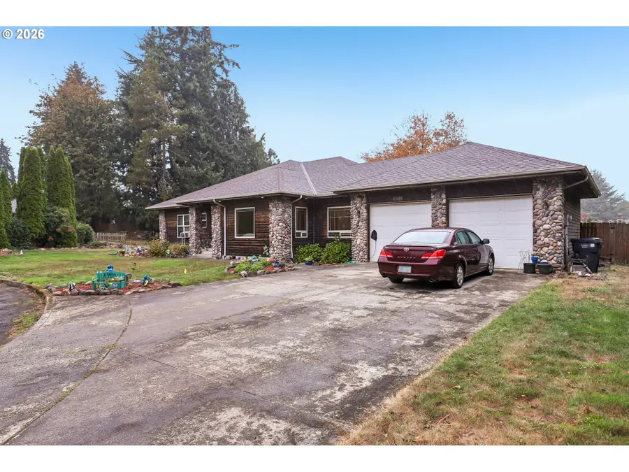 19301 Sunnyridge Ct, Northwest Clackamas, OR 97045 - #3