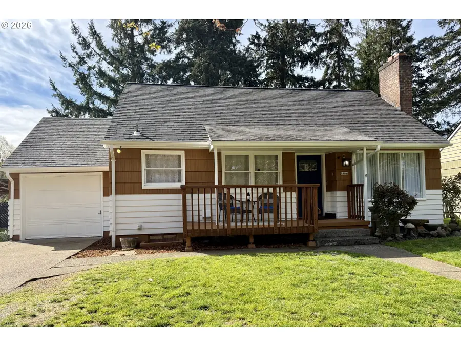 8906 NE Hancock St, Portland, OR 97220 - #2
