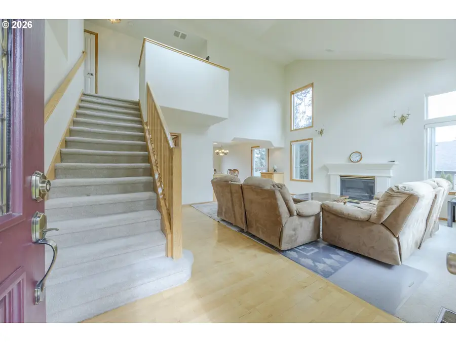 3362 Bentley Ave, Eugene, OR 97405 - #2