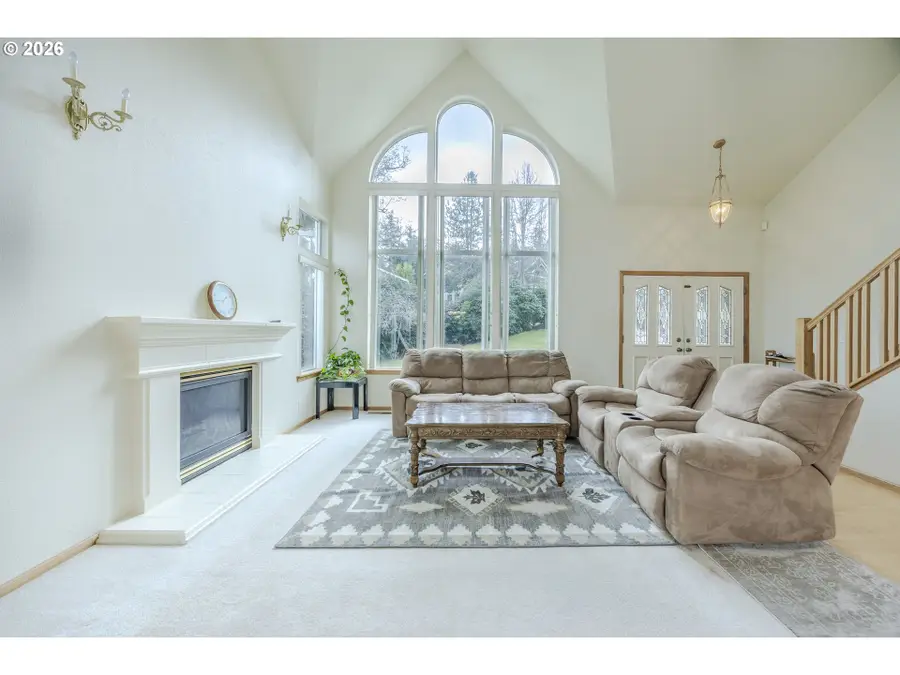 3362 Bentley Ave, Eugene, OR 97405 - #3