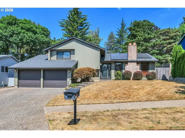 1995 SW 27th Dr, Gresham, OR 97080