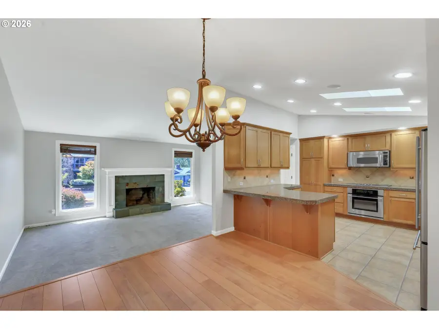 1995 SW 27th Dr, Gresham, OR 97080 - #3