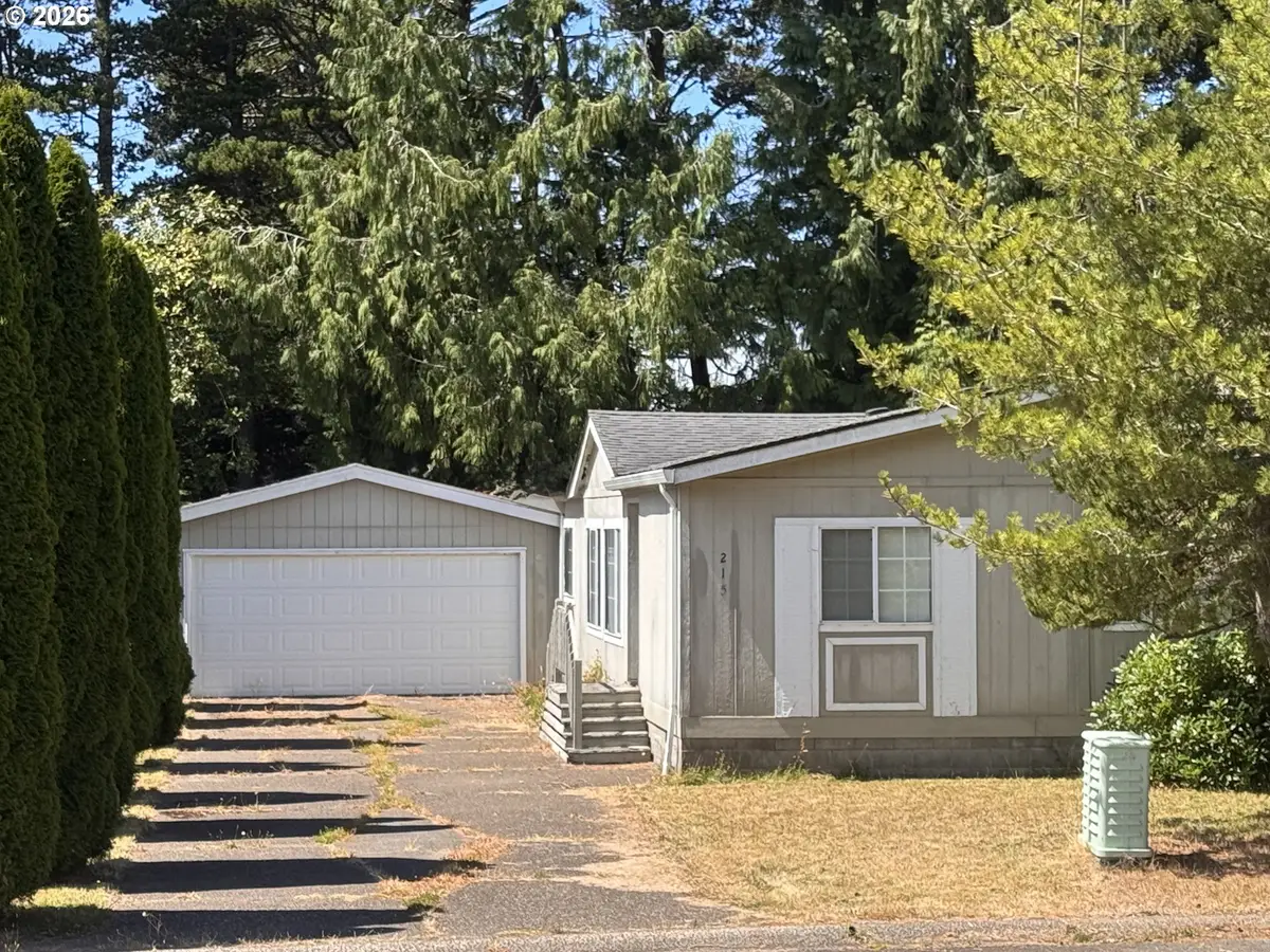 215 SE Anchor Ave, Depoe Bay, OR 97341 - #1
