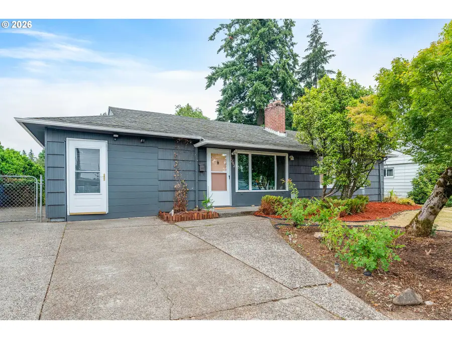 12020 NE Thompson St, Portland, OR 97220 - #2