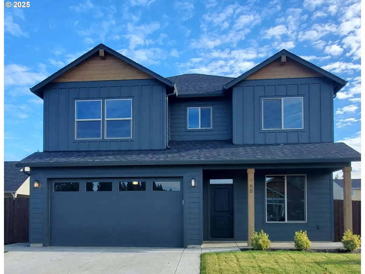 165 E Airedale Ave, La Center, WA 98629 - Image #1