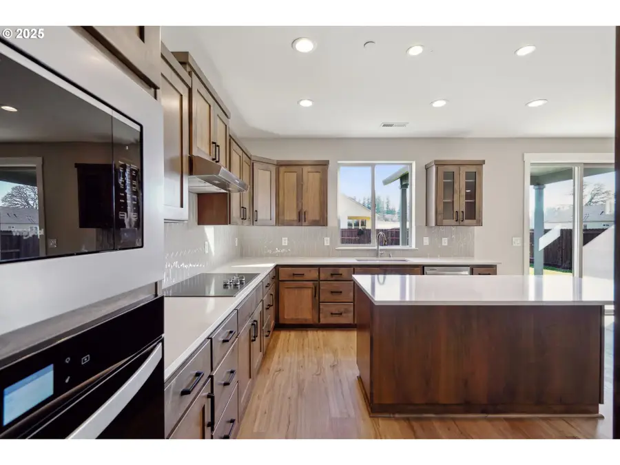 165 E Airedale Ave, La Center, WA 98629 - Image #3