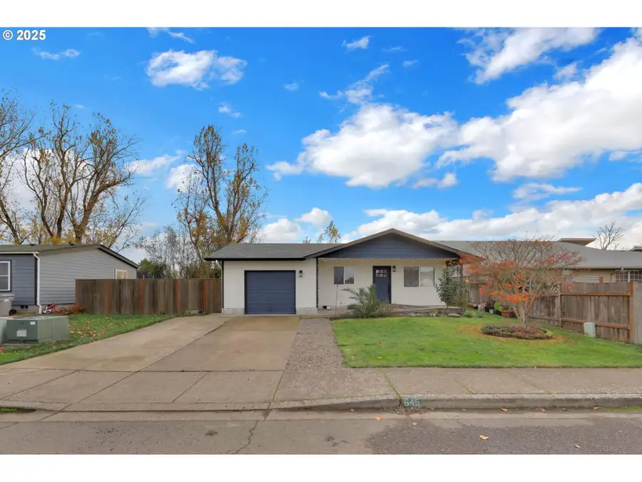 645 Riley Way, Harrisburg, OR 97446 - Image #3