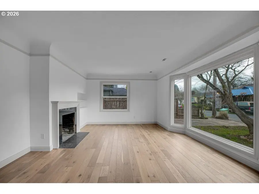 1915 NE Bryant St, Portland, OR 97211 - Image #2