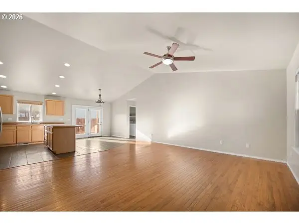 114 18th St, La Grande, OR 97850 - #2