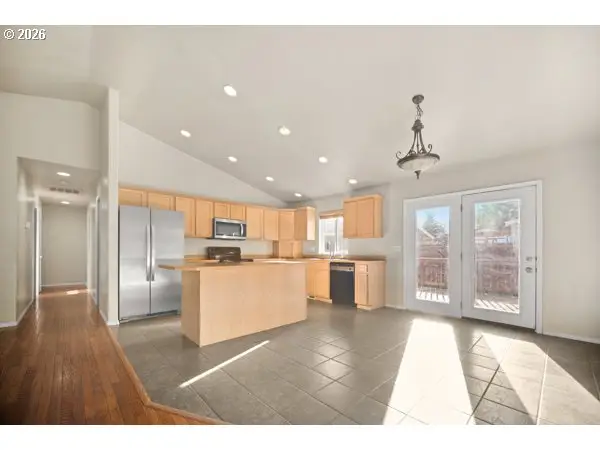 114 18th St, La Grande, OR 97850 - #3