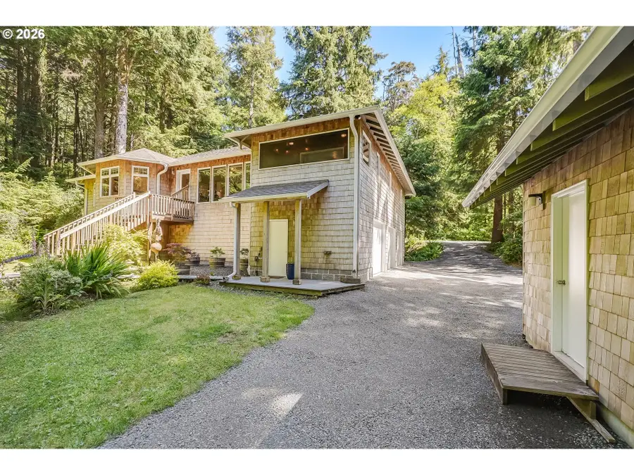 32105 Hemlock Ln, Arch Cape, OR 97102 - #2