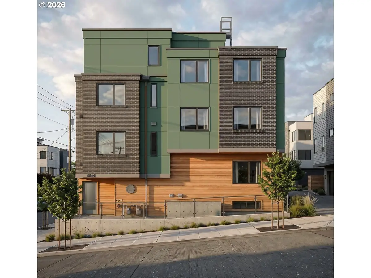 6810 N Greenwich Ave, Portland, OR 97217 - #1