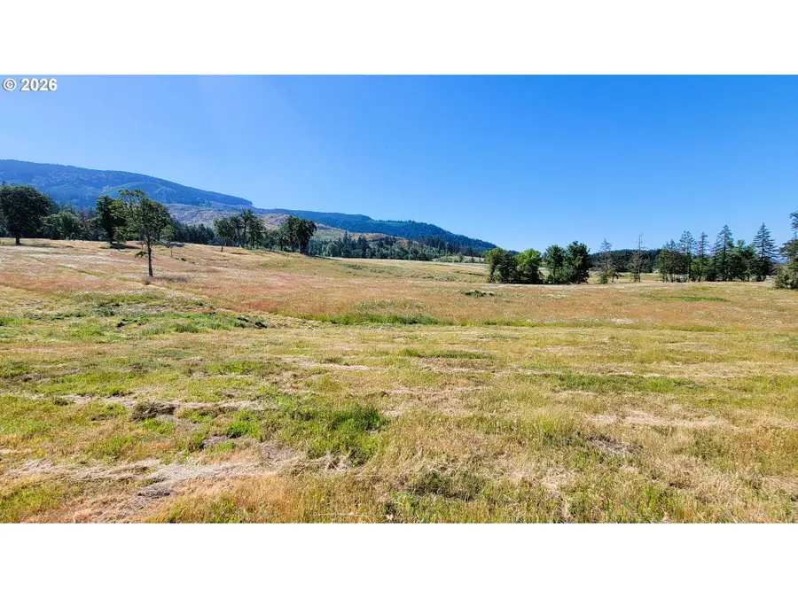 34084 Mt Tom Dr #4, Harrisburg, OR 97446 - #3