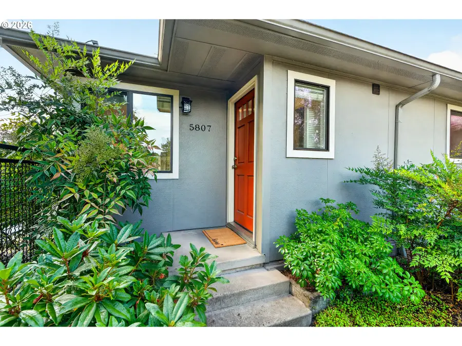 5807 NE 10th Ave #108, Portland, OR 97211 - #2