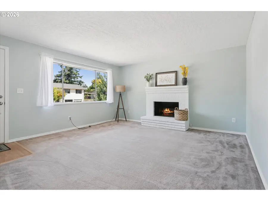 19255 Whitney Ln, Oregon City, OR 97045 - #3